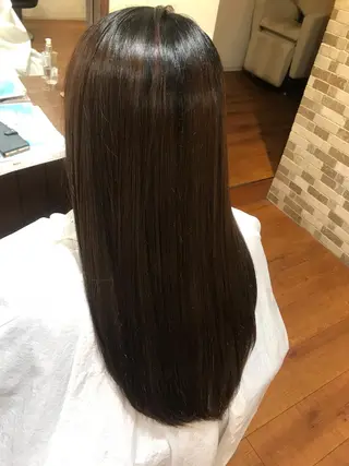 ロング 勝沼 佑季のヘアスタイル