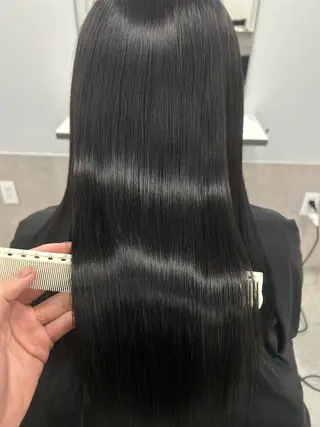 カラー GiseL さあや博多ハイトーンのヘアスタイル