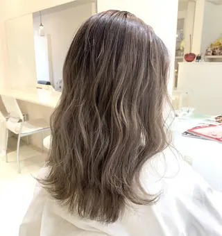 カラー 渡辺 健太のヘアスタイル