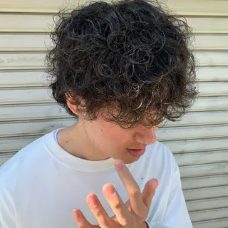ミディアム パーマ ヘアアレンジ メンズ メンズパーマの達人 🌟川内絵人のヘアスタイル