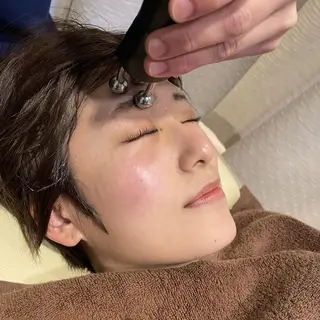 むくみたるみ専門☆ 美容鍼・小顔矯正のエステ・リラクイメージ