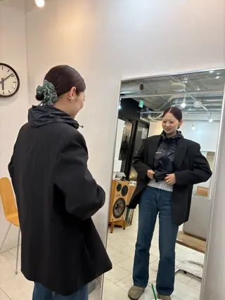 ミディアム カラー NOUN所属・eri kinjoのヘアスタイル