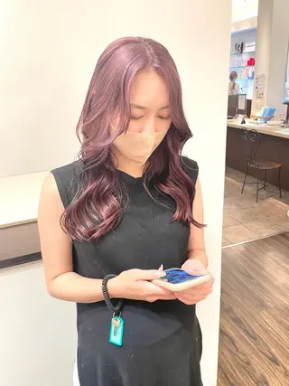 セミロング カラー ダメージレスブリーチ HIROSHIのヘアスタイル