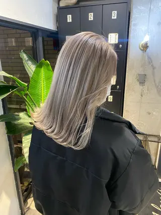 セミロング カラー 🌻Insta指名 NO.1🌻Shoのヘアスタイル