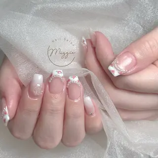 ネイル Maggie Nail🦩のネイルデザイン