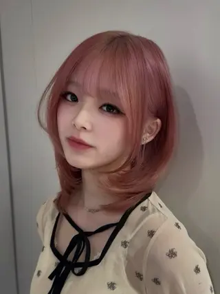 ミディアム カラー レイヤー×髪質改善 マネージャー安藤光司のヘアスタイル