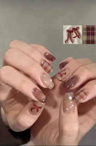 ネイル JISOO ANA.CHUOのネイルデザイン