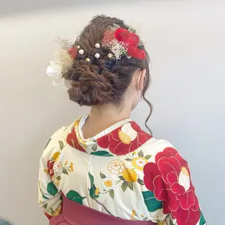 セミロング ヘアアレンジ Elle✂︎ Riinaのヘアスタイル