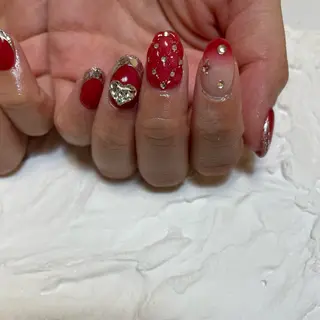 ネイル musee de MUSE所属・💞 LISAのネイルデザイン