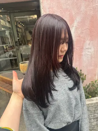 セミロング AYA 【HIKARIS】のヘアスタイル