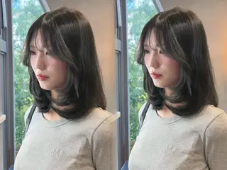 セミロング 韓国ヘア/ブリーチ無 しWカラー/オリーブのヘアスタイル