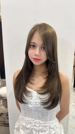 ロング カラー DEAN岡崎所属・DEAN AYAのヘアスタイル