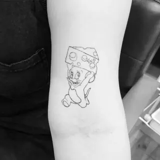 Cheri Cherie所属・井上 歩美のヘアスタイル