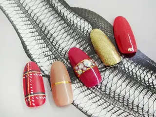 ネイル ティーエヌ 金山駅東口店のネイルデザイン