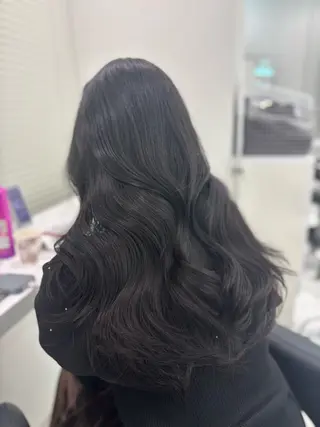 ロング カラー ブリーチなし透明感 ×縮毛矯正🤍ユウのヘアスタイル