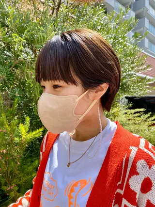 ショート カラー BELLA阿部野 TOMOMIのヘアスタイル