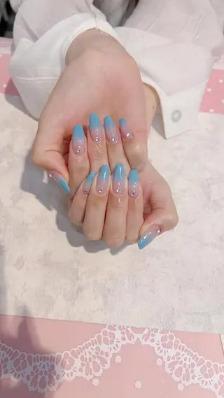 ネイル バニーアイズ　ネイル ニューオータニ博多店のネイルデザイン