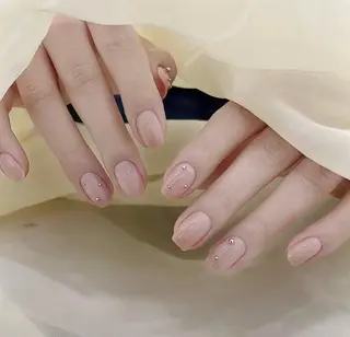 ネイル 小 雨のネイルデザイン