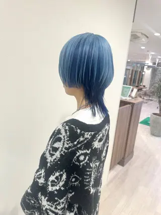 ミディアム カラー Re:st所属・Miyavi/カラー ショートボブのヘアスタイル