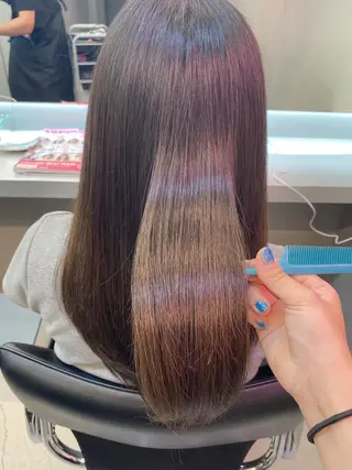 ロング 岡野 静華のヘアスタイル