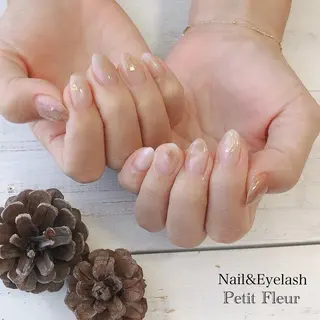 ネイル Petit Fleur所属・青柳 亜梨奈のマツエク・マツパデザイン