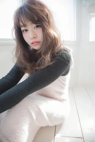 カラー特化美容師 なかもと たつひろのヘアスタイル