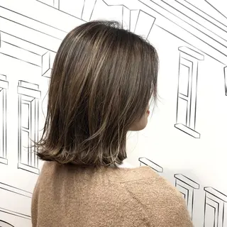 ミディアム カラー レイヤー,ボブ / 彩未のヘアスタイル