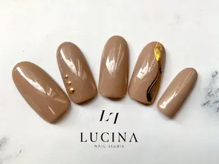 ネイル 新橋 ルキナ スタッフのネイルデザイン