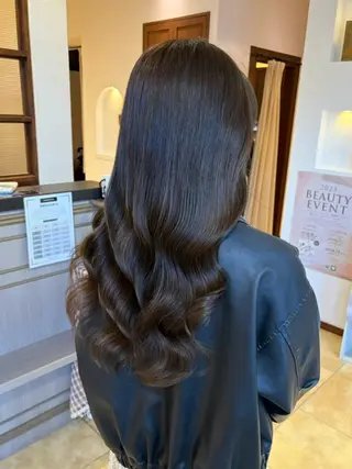 ロング カラー ブランシェ神領店 笹原渚紗のヘアスタイル