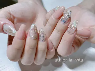 ネイル atelier la vita所属・lavita. mimuraのネイルデザイン