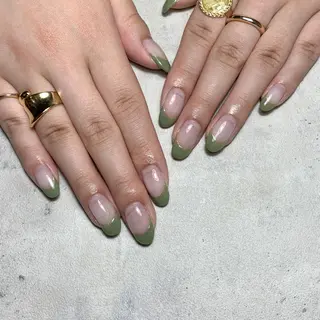 ネイル atelier　FIORITURA所属・FIORITURA aiのネイルデザイン