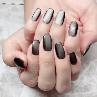 ネイル マジックミラー所属・マジック ミラーのネイルデザイン