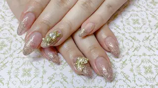 ネイル Piacere所属・Piacere 絵美のネイルデザイン