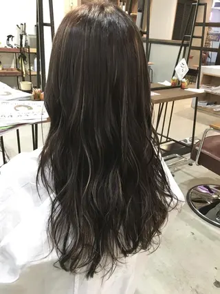 ロング カラー Lolonois池田 代表 鍜治本颯太のヘアスタイル