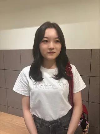 セミロング カラー natsuki /HUI 金山のヘアスタイル