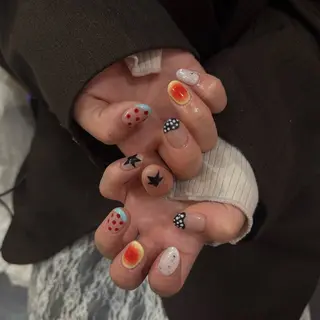 ネイル 華 蓮のネイルデザイン