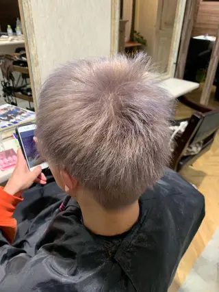 ショート カラー メンズ LUXBE LUCE那覇イオン店所属・LUXBE LUCEのヘアスタイル