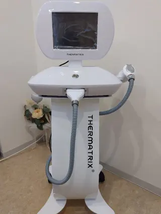 メンズ MAXまつ毛&  フェイシャルのマツエク・マツパデザイン