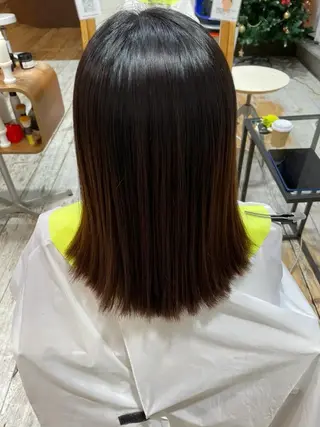 ミディアム ワタナベ アオイのヘアスタイル
