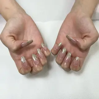 ネイル MAXKELLY梅田所属・〈MAXKELLY〉 HIROSEのネイルデザイン