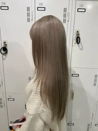 ロング カラー 透明感ハイトーン ︎︎☾mizukiのヘアスタイル