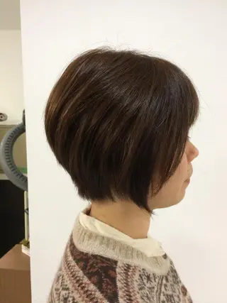 ショート カラー ハイトーン Arphyのヘアスタイル