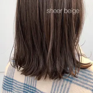 ミディアム カラー RINA🧤 デザインとボブのヘアスタイル