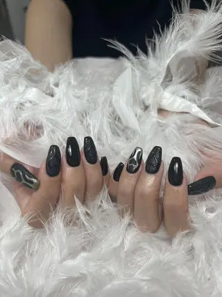 ネイル DEMAIN- 🌹のネイルデザイン