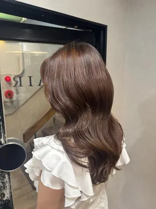 ロング 西浦 安珠のヘアスタイル