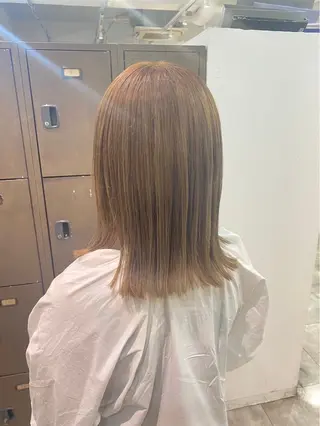 ミディアム 室谷 ゆりあのヘアスタイル