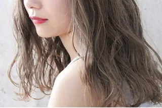 ロング カラー ill副店長 立和田純也のヘアスタイル