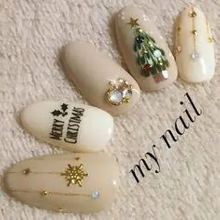 ミディアム ネイル 長さ出し専門 nynaのネイルデザイン