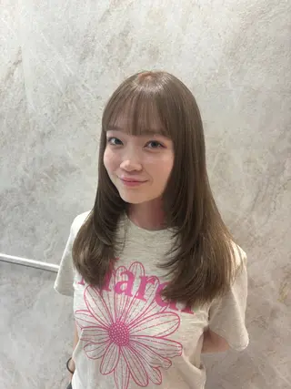 ミディアム カラー 顔周りレイヤーカット /髪質改善/ゆう🤍のヘアスタイル