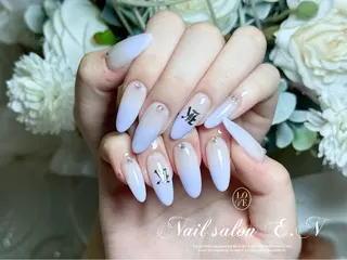 ネイル E.N🦋 長さ出し/持ち込みのネイルデザイン